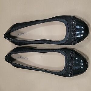 Alfani Jemah Closed Toe Ballet Flats, Black, Size 7.5